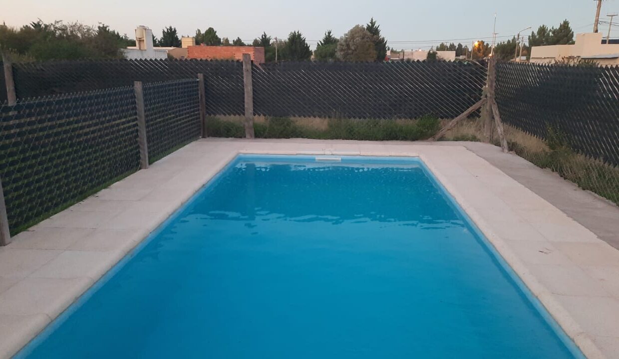 960c63b4-1f7a-4fec-bf8a-086bc795bdf8 (1)