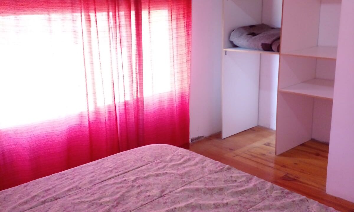 f59b94a2-6b10-424f-b081-e572acab3250