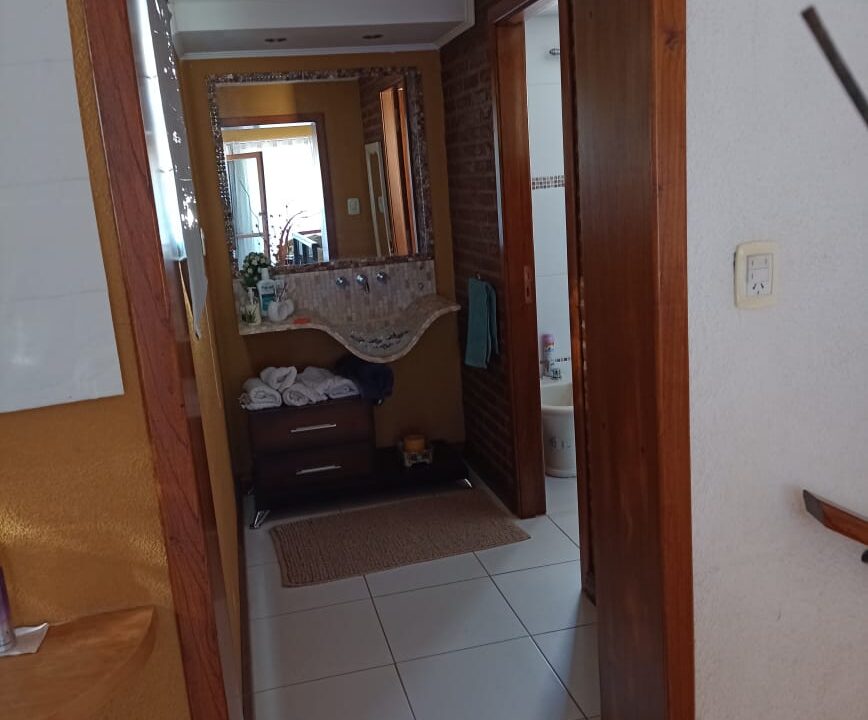 2c65b0fb-b37e-4d99-b937-02b85a632353