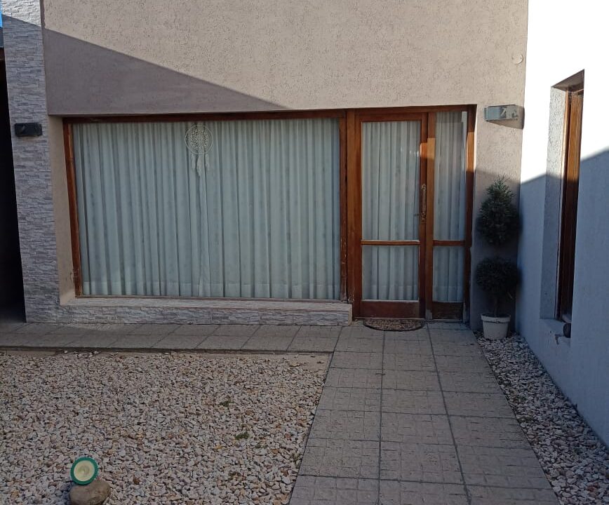 e5447304-8041-4312-913f-121617a517c0