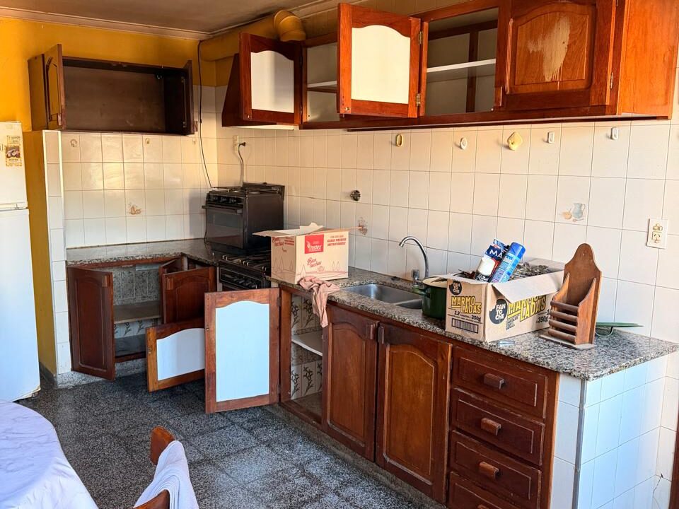 415ce8b4-7cd9-48ed-a054-4889988428bd